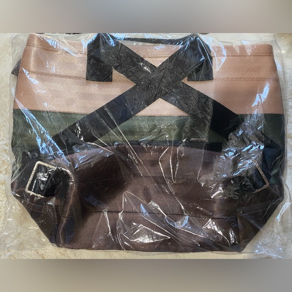 Harveys Trail Mix Backpack Legacy Collection - Picture 3 of 3